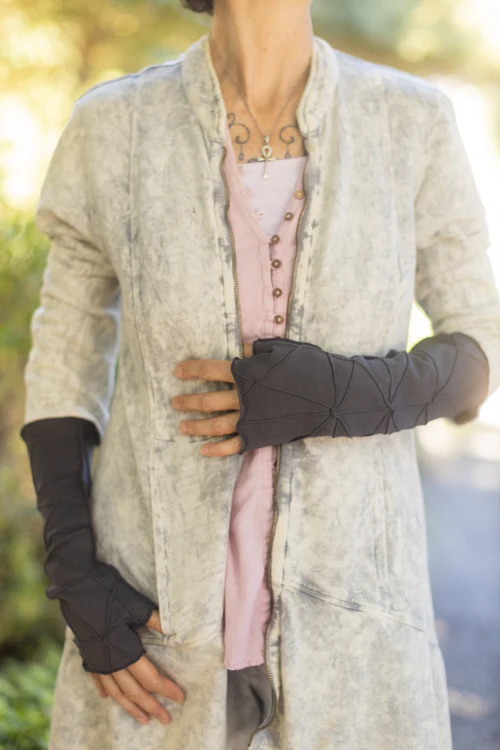 Bamboo Fleece Textured Arm Warmers - Image 12