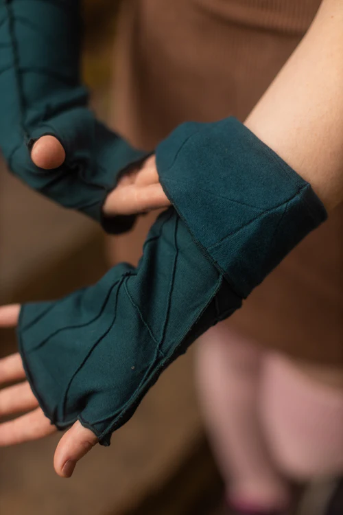 Bamboo Fleece Textured Arm Warmers - Image 18