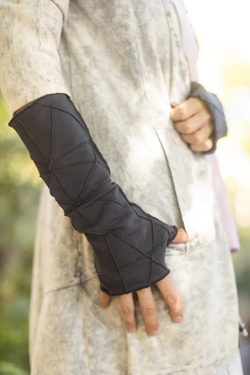 Bamboo Fleece Textured Arm Warmers - Image 9