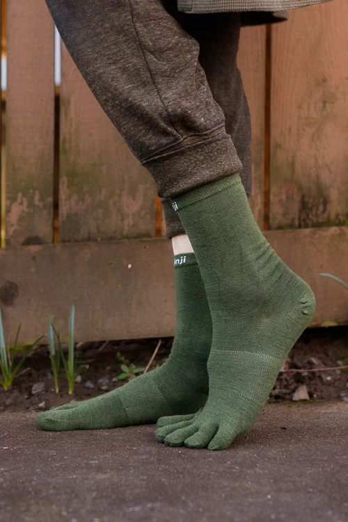 Basic Wool Liner Crew Toe Socks - Image 7