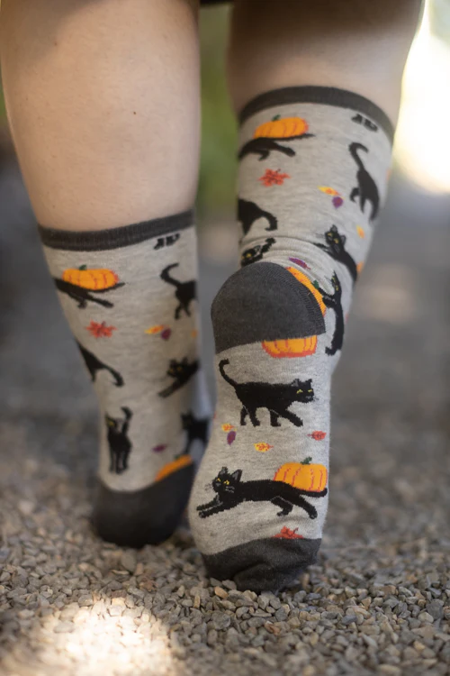 Black Cat Halloween Crew - Image 4