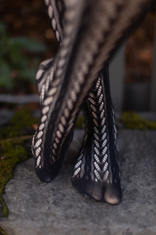Braided Swirls Net Tights - Image 4