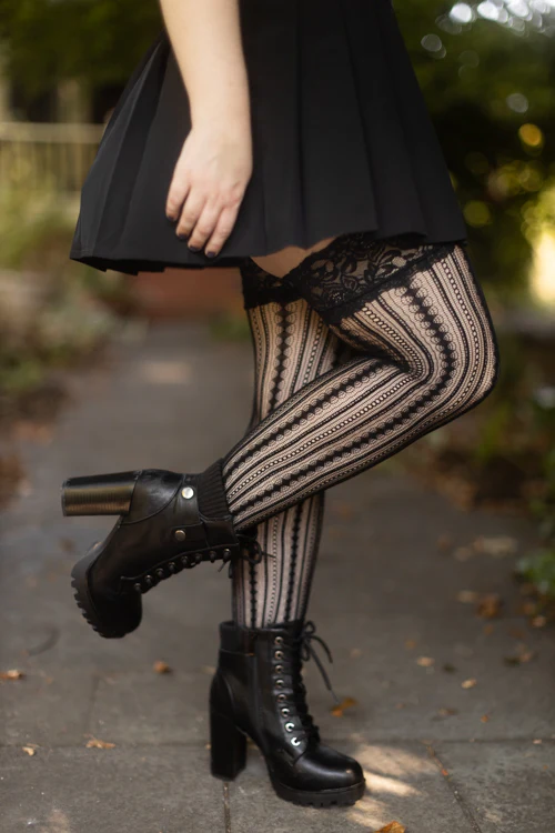 Chains and Diamonds Stay Up Thigh Highs - Image 2