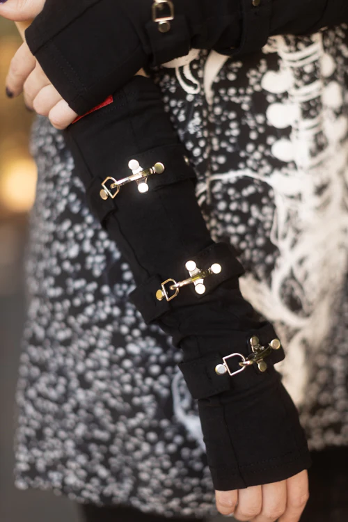 Clips Arm Warmer - Image 3
