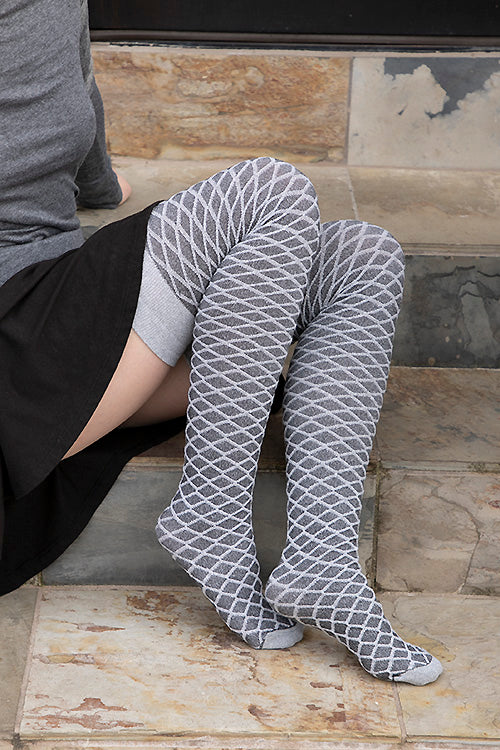 Longer Diamond Wave Extraordinary Socks - Image 7