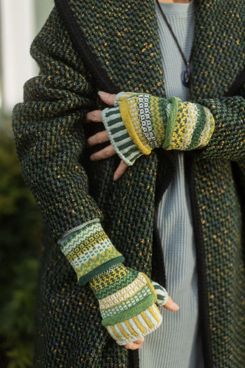 Fiddlehead Arm Warmer - Image 2