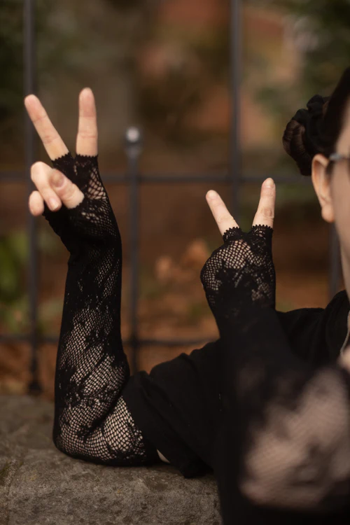 Floral Lace Long Fingerless Gloves - Image 3