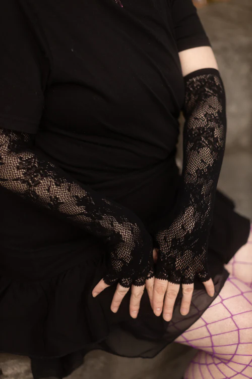 Floral Lace Long Fingerless Gloves - Image 6