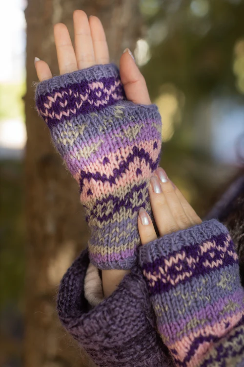 Geometric Wool Arm Warmers - Image 12