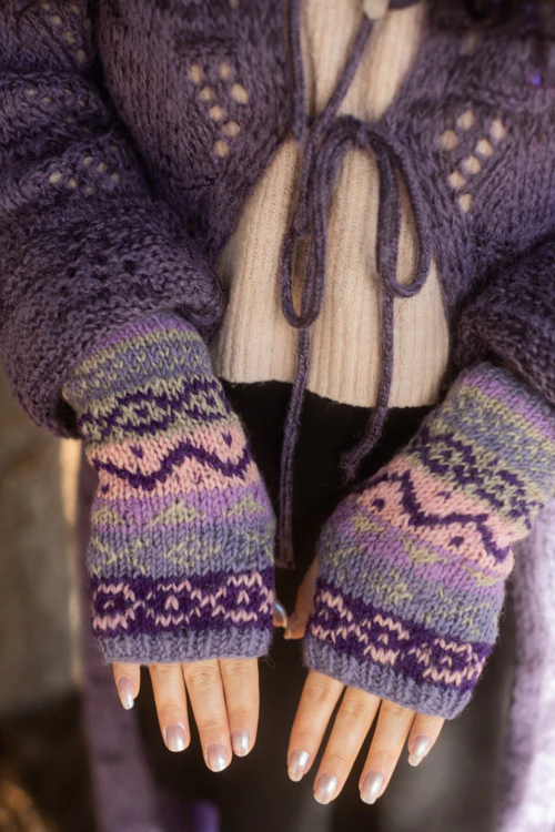 Geometric Wool Arm Warmers - Image 6