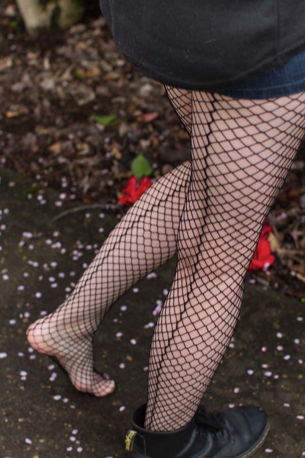 Industrial Net Backseam Tights - Image 4
