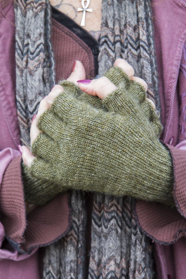 Knit Fingerless Gloves - Image 20
