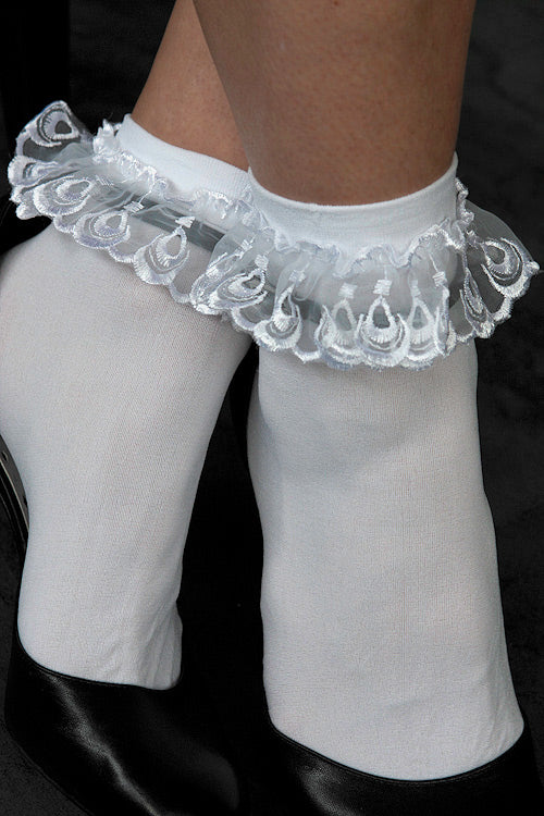 Lace Ruffle Anklet - Image 2