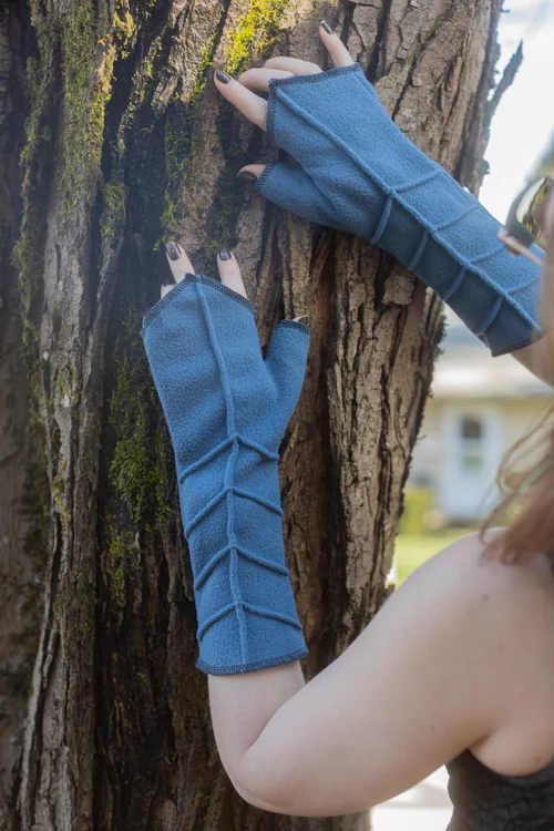 Leaf Pattern Fleece Arm Warmers - Image 2