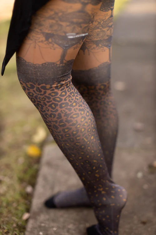 Leopardo Printed Tights - Image 5