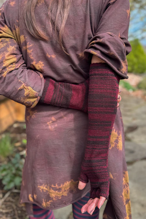 Longer Spaced Dyed Fingerless Gloves - Image 4