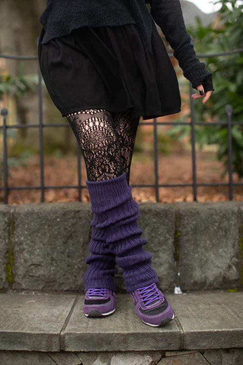 Lux Ribbed Leg Warmers - Image 10