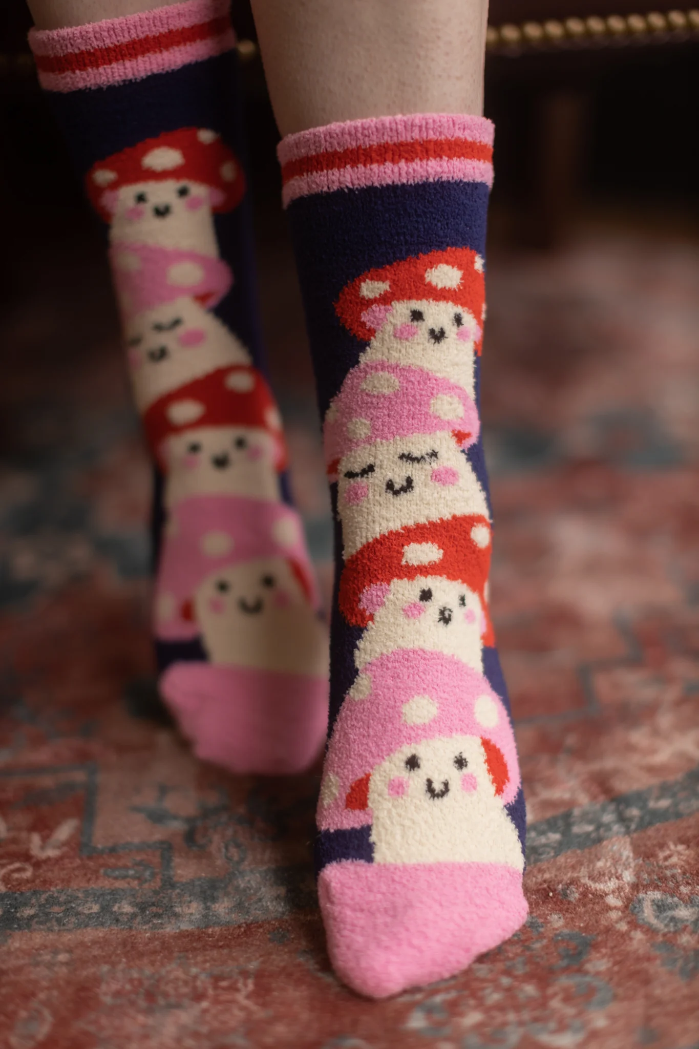 Magic Mushrooms Slipper Socks - Image 3