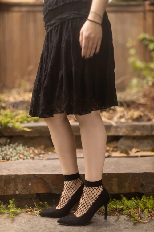 Medium Gauge Fishnet Anklet - Image 4