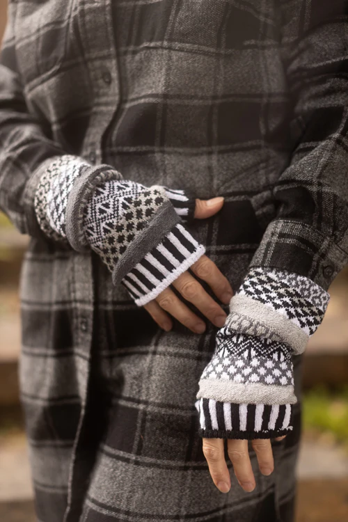 Midnight Arm Warmer - Image 2