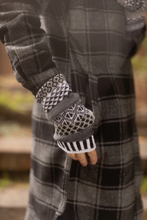 Midnight Arm Warmer - Image 3