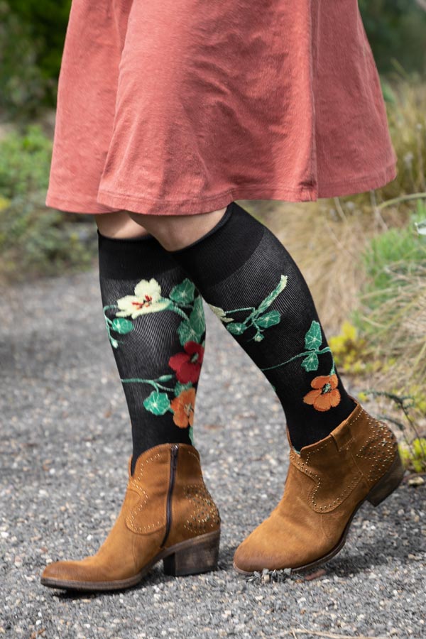 Nasturtiums Knee High - Image 3