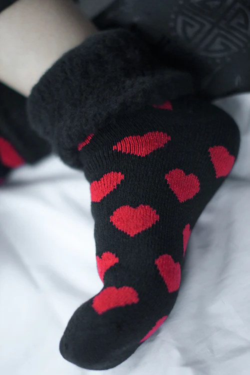 New Zealand Bed Socks with Hearts - Image 4