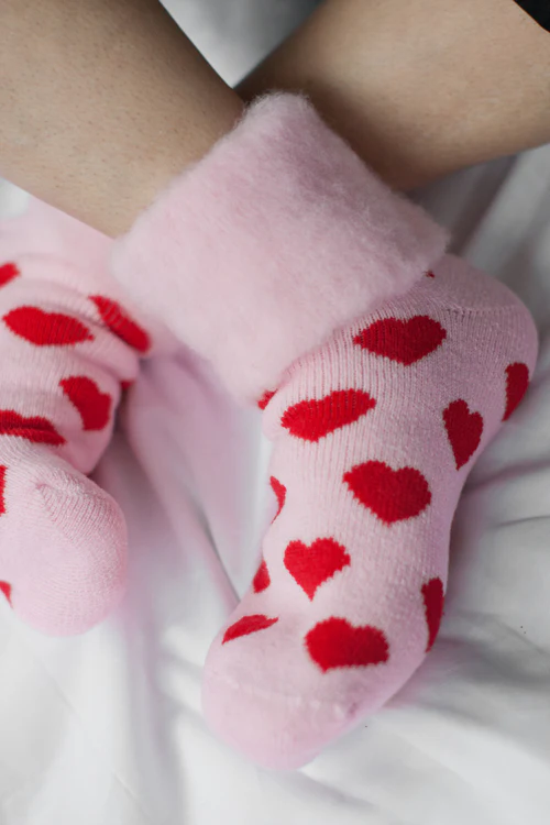 New Zealand Bed Socks with Hearts - Image 7