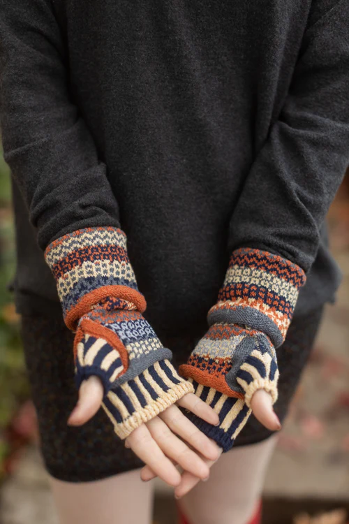 Nutmeg Arm Warmer - Image 4