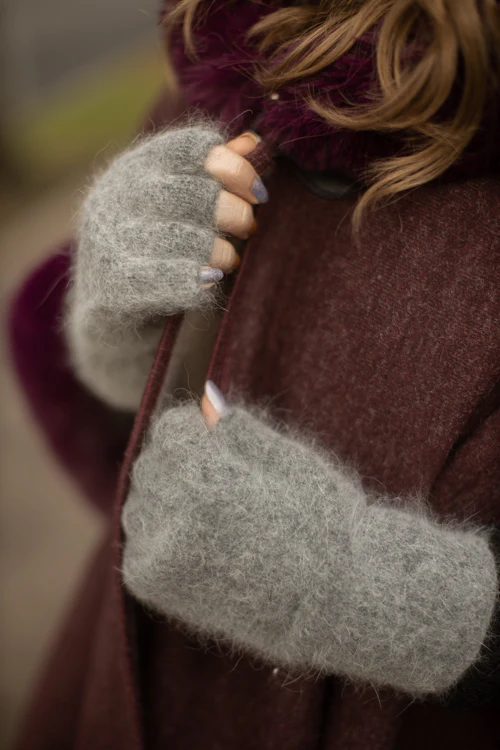 Orkney Angora Thermal Fingerless Gloves - Image 6