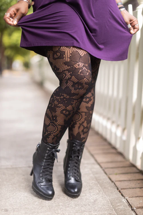 Plus Size Floral Lace Fishnet Tights - Image 9