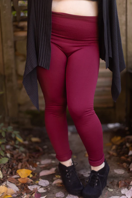 Plus Size High Waisted Fleece Lined Leggings - Image 13