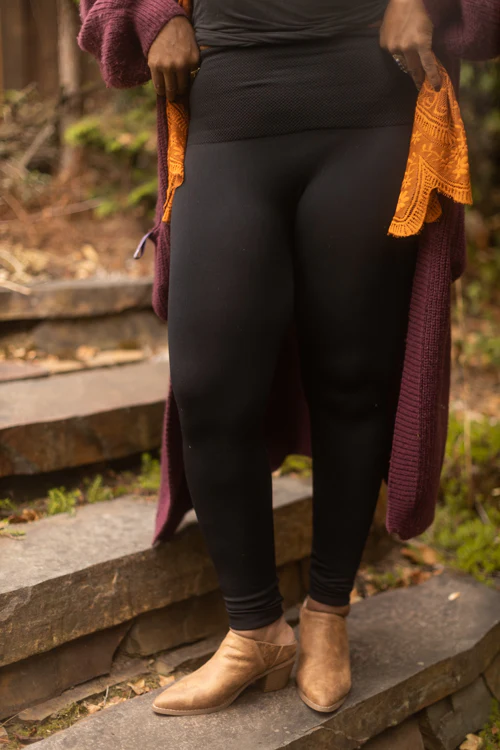 Plus Size High Waisted Fleece Lined Leggings - Image 2