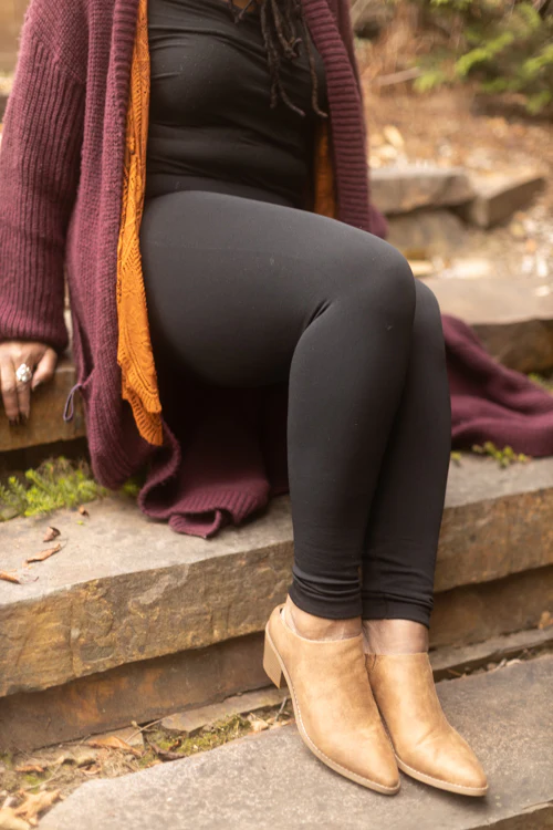 Plus Size High Waisted Fleece Lined Leggings - Image 4