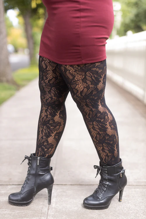 Plus Size Illustrated Flora Net Tights - Image 4