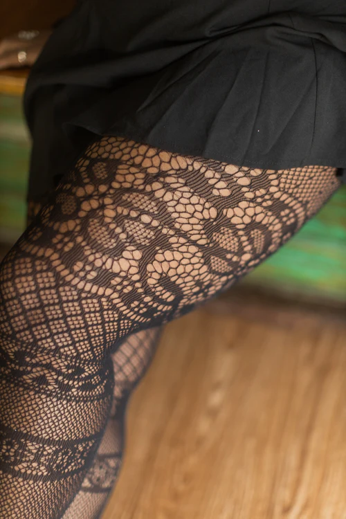 Plus Size Instarsia Lace Net Tights - Image 11