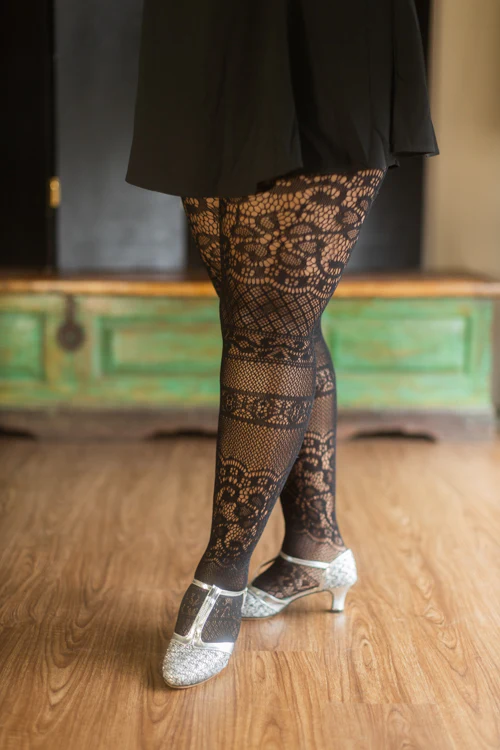 Plus Size Instarsia Lace Net Tights - Image 7