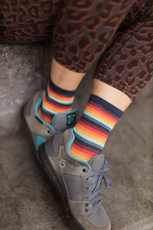 Retro 70's Stripe Crew - Image 6