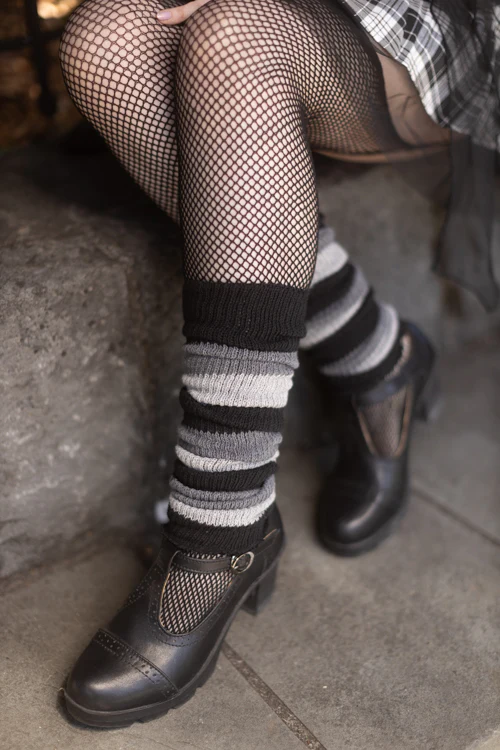 Shadow Stripes Warmers - Image 4