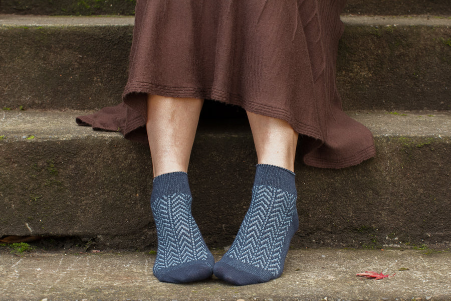 Shorty Chevron Anklet - Image 8
