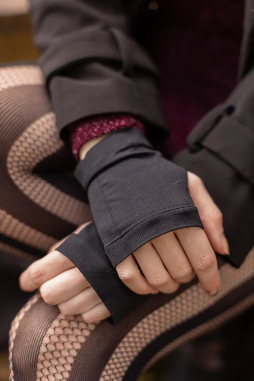 Simple Plain Short Nylon Hand Warmers - Image 2
