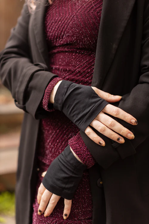 Simple Plain Short Nylon Hand Warmers - Image 3