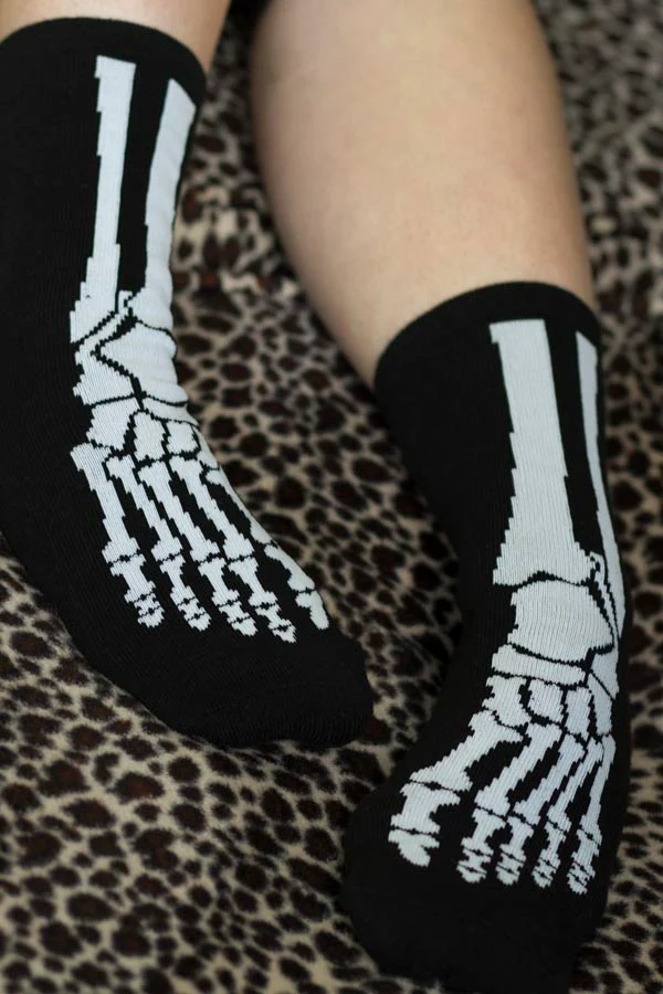 Skeleton Bones Slipper Socks - Image 4
