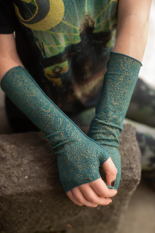 Snake Print Reversible Arm Warmers - Image 7