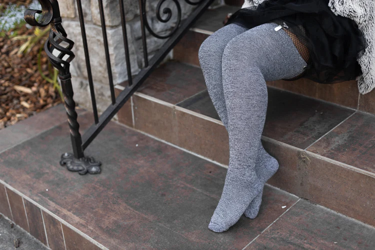Static Dreams Extraordinary Thigh Highs - Image 9