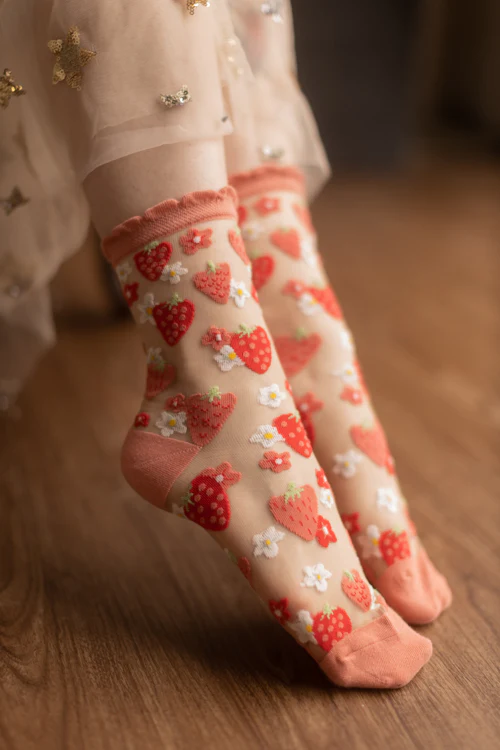 Strawberry Daisy Sheer Crew - Image 3