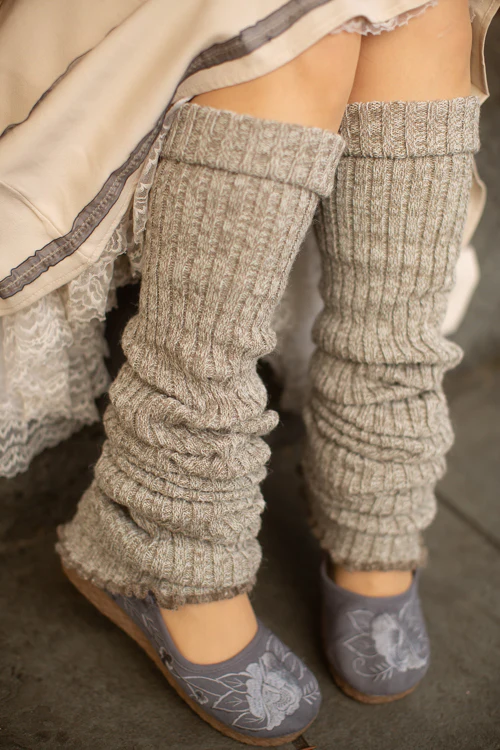 Super-Long Ribbed Leg Warmers - Image 12