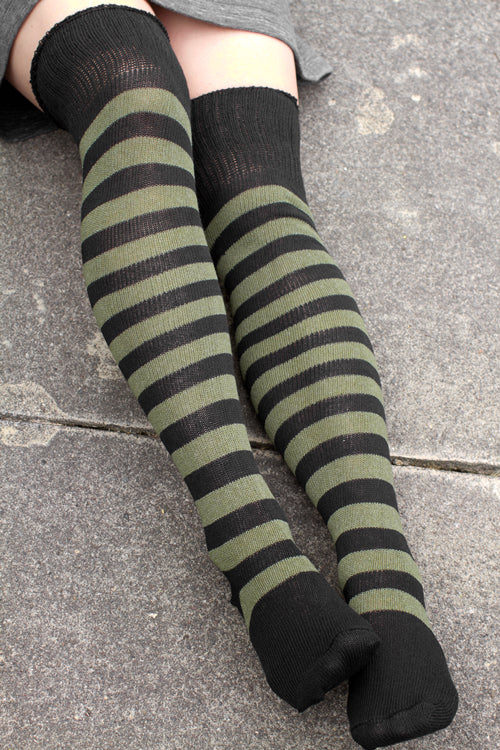 Super Stripes Knee Socks - Image 10