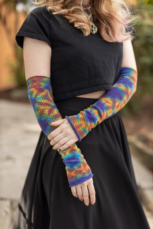 Tie Dye Chevron Sleeves - Image 7