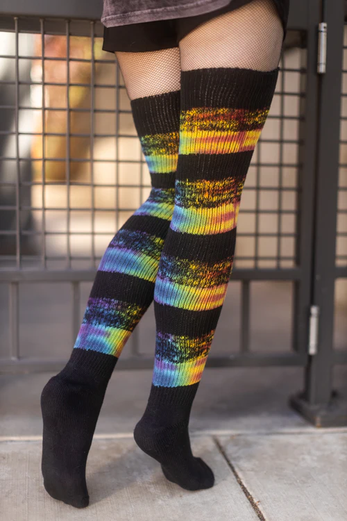 Marled Striped Tie Dyed Thigh High Socks - Image 5